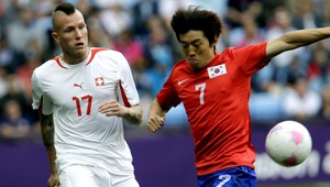 Status na Twitteri pripravil futbalistu o olympiádiu!