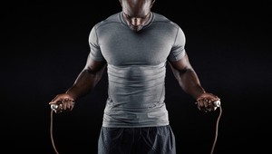 10 minút TOHTO cviku nahradí polhodinový beh