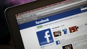 Aj váš budúci šéf má Facebook! A sleduje vás...