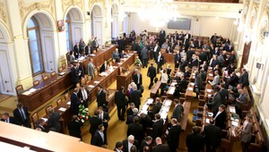 Česká politika s humorom. Máme sa čo učiť od Slovákov, hovorí Jandák