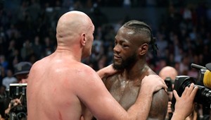 Promotéri pripravujú fanúšikom boxu vytúžený vianočný darček