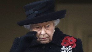 Kráľovná prežíva jedno z najhorších období