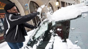 Sneh komplikuje dopravu