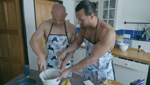 Fešáci z Mama, ožeň ma pôjdu DONAHA: Lenke v kuchyni naservírujú SVOJE TELÁ!