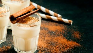 Zázračný nápoj na chudnutie a zdravú pleť: Škoricové mlieko sa oplatí piť každý deň