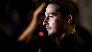 Hollywoodske manželstvo v troskách! Herca nachytali so slávnou speváčkou