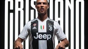 Juventusu sa vďaka novým dresom vrátila už polovica ceny z Ronaldovho prestupu