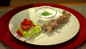Grécke souvlaki s omáčkou tzatziki