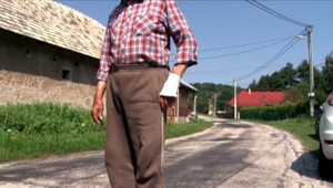 Pred rokmi zabil vlastnú družku, teraz napadol vlastného otca pre peniaze a cigarety