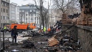 1031. deň na Ukrajine: Rusko podniklo raketový útok na Kyjev, hlásia jednu obeť