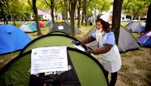 Zdravotné sestry vydržali ďalšiu noc, aj keď prituhlo