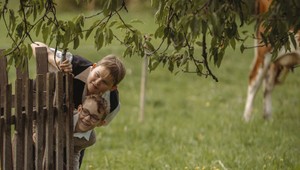 Láskavý a trpko realistický: Nový film Koniec sveta nám ukáže okupáciu očami dieťaťa
