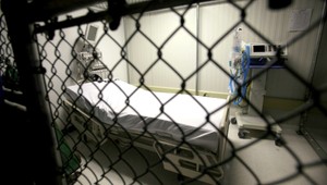 Mučenie väzňov v tajných väzniciach? CIA to popiera...