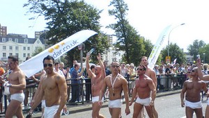 Aj slovenské homosexuálne páry si chcú adoptovať deti