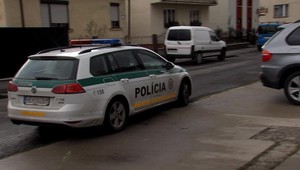 Rodičom sa vyhrážal, že ich zabije. Hrozí mu trojročné väzenie