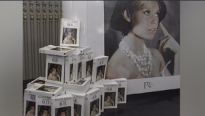 Štúdio 24: Zomrela Brigitte Bardot - francúzska herecká ikona