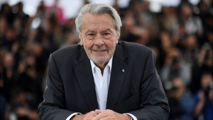 Zotavovanie sa vo Švajčiarku a zhoršený zdravotný stav: Čo sa stalo Alainovi Delonovi?