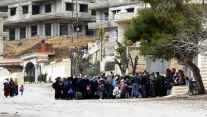 V obliehanej časti Sýrie zomrelo hladom 32 ľudí, do mesta mieria lekári