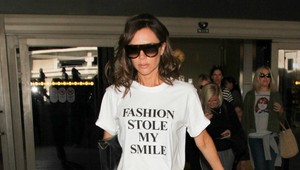 Victoria Beckham šokuje. Kráska o barlách!