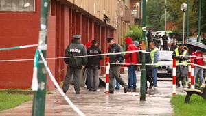 Strelec Juhász a strelec Harman. Toto ich spája...