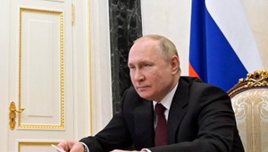 Komentár Arpáda Soltésza: Ani Hitlera neporazili reči, zastavili ho armády civilizovaného sveta