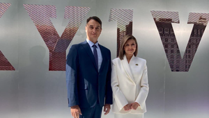 Partner Zuzany Čaputovej pricestoval na Ukrajinu. Zúčastní sa samitu prvých dám a pánov