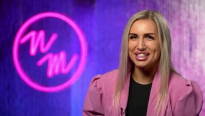 Ženy sa do Lindy z Nákupných maniačok poriadne pustili: Toto je odstrašujúci príklad, ako v 20-tke nevyzerať na 40!