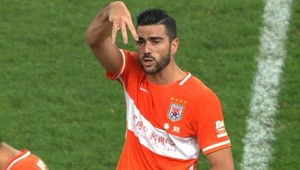 Grazie, Graziano! Famózny gól Taliana, super komentár Číňana!