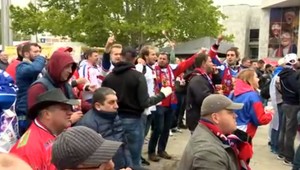 Jedlo, nože alebo domáce zvieratká. Toto všetko si na hokej so sebou nevezmete