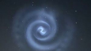 Na Slovensku sme videli na oblohe záhadný úkaz. Je za tým tajná misia americkej vlády