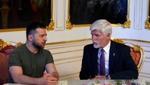 Zelenskyj odletel z ČR, kde rokoval s Pavlom, Fialom i šéfmi parlamentných komôr
