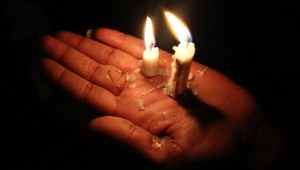 Falošná ľudová liečiteľka pripravila ľudí o tisíce eur