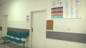 Polikliniku v Nových Zámkoch zatvorili. Nemajú ochranné pomôcky