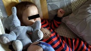 Muž sa hádal so ženou. Ich syn (1) sa zatiaľ utopil vo vani