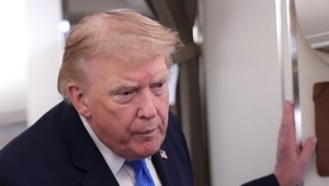 Trump vyhlásil Iránu ekonomickú vojnu. Arakčí ostro kritizuje jeho vyjadrenia