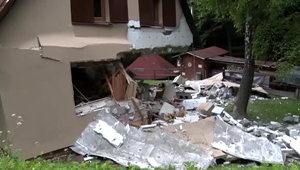 Desivé ráno pri Prievidzi: Na chate došlo k výbuchu, vo vnútri sa nachádzali deti