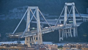 Od pádu mosta v Janove, ktorý si vyžiadal 43 obetí, uplynul rok