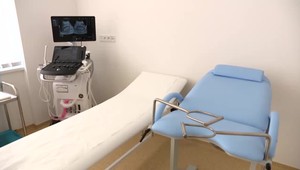 Českí vedci pracujú na ožarovaní postojačky, môže uľaviť pacientom