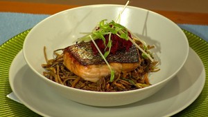 Losos Teriyaki na soba rezancoch