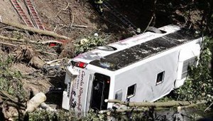 V Kolumbii pri autobusovom nešťastí vyhaslo 25 životov