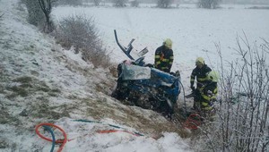 Vážna nehoda pri Šarišských Michaľanoch, zranené sú tri deti