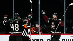 Coyotes sa vrátili k logu z roku 1997 a plánujú návrat domov