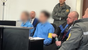 Kauza drog v budove STVR: Obžalovaní z drogovej trestnej činnosti sa postavili pred súd