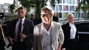 Spolupredsedníčka AfD je homosexuálka. Ona aj strana napriek tomu dlhodobo vystupujú proti LGBT+