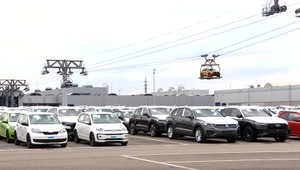 Volkswagen sa chystá investovať 60 miliárd do elektromobility. Otázne je, či sa to dotkne aj Slovenska