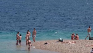 Dovolenka v Chorvátsku tento rok výrazne zdražie. Podľa ekonóma za to môže aj euro