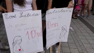 K ministerke zdravotníctva sa hlásia návštevy. Regióny naďalej bojujú za pôrodnice