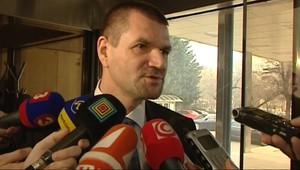 Exminister Štefanov šokuje: Odpočúvajú poslancov aj novinárov