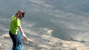 Viac ako 200 dobrovoľníkov zaplnilo brehy Liptovskej Mary. Neuveríte, čo tam všetko našli