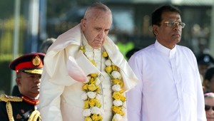 Pápež sa na Srí Lanke modlí za uzmierenie znepriatelených etník